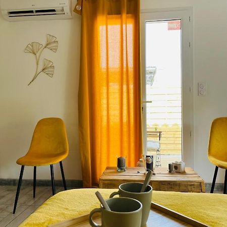 Отель Un Coin Tropical En Provence ! Л'Иль-сюр-ла-Сорг Экстерьер фото