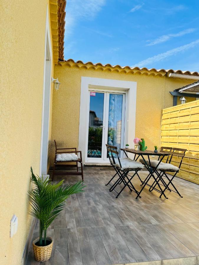 Отель Un Coin Tropical En Provence ! Л'Иль-сюр-ла-Сорг Экстерьер фото