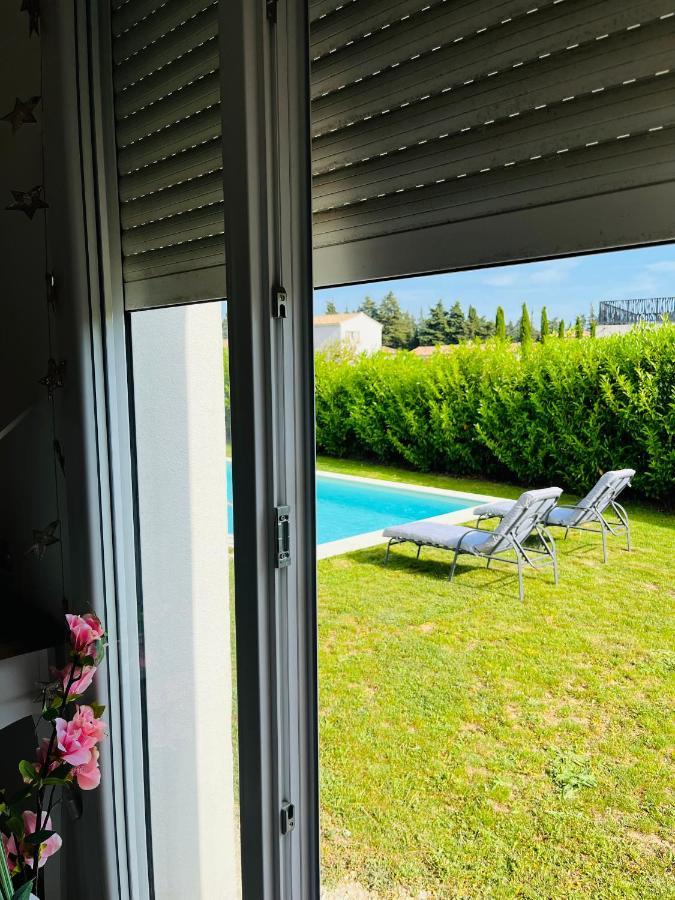 Отель Un Coin Tropical En Provence ! Л'Иль-сюр-ла-Сорг Экстерьер фото