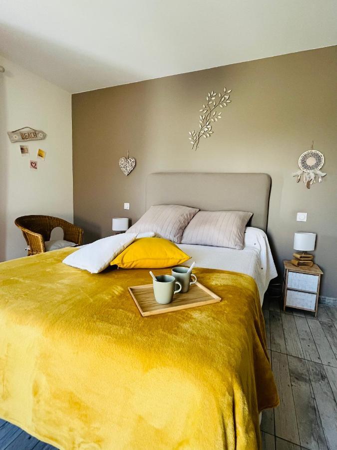 Отель Un Coin Tropical En Provence ! Л'Иль-сюр-ла-Сорг Экстерьер фото